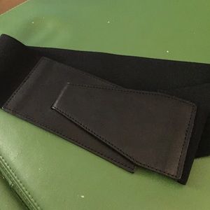 Black BR Elastic/Leather Belt