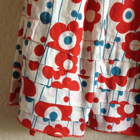 Pretty floral skirt - Picture 2 of 2