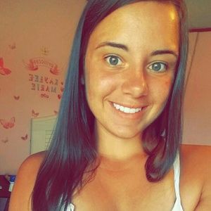 Meet your Posher, Christy