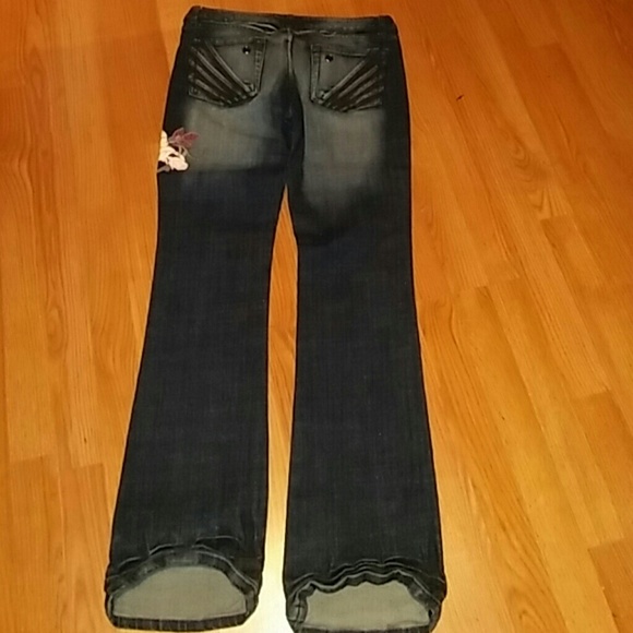 Jeans - Picture 2 of 8