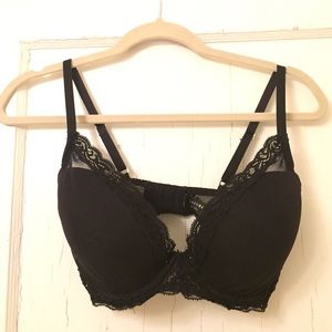 Natori Feathers Contour Plunge Bra