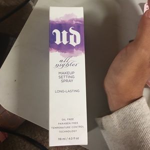 Urban decay all nighter spray