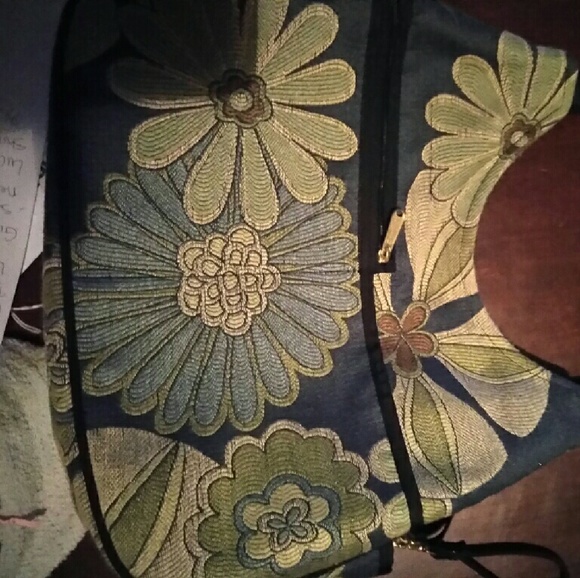Purse - Picture 3 of 4