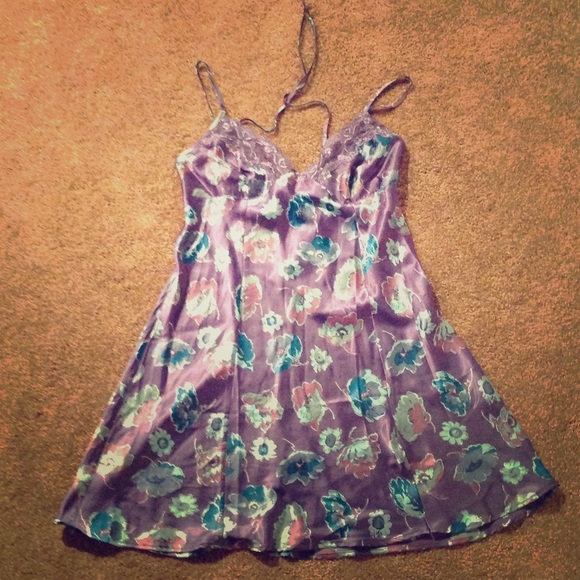 Victoria's Secret  floral negligée
