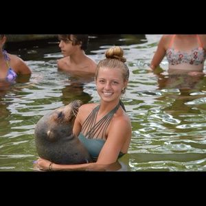 Meet your Posher, Bridgette