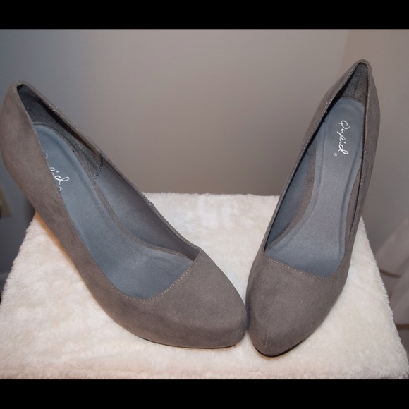 Gray Heels 👠 MUST SELL ASAP💥 - Picture 4 of 5