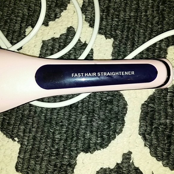 Hair Straightening Brush - Picture 2 of 3