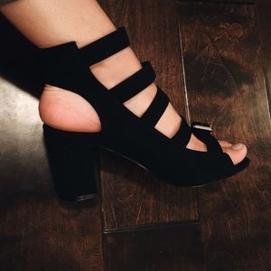 Nordstrom Rack Thick Black heeled sandals