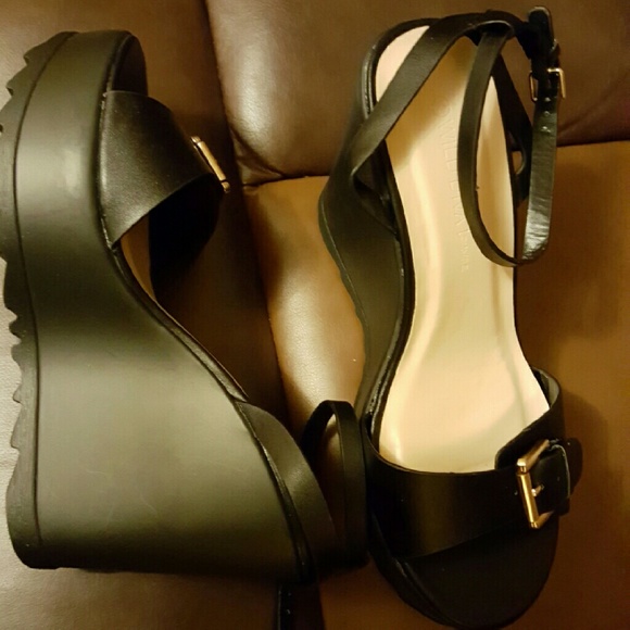 Black platform Wedge Sandals