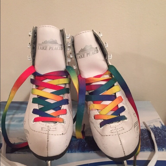 Girls White Ice Skates.  Gently used.