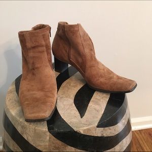 Franco Sarto Suede Brown Heels