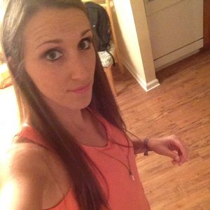 Meet your Posher, Erica