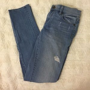 LAST CHANCE!! Light Denim Jeans - Loft