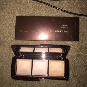 Hourglass Ambient Lighting Palette