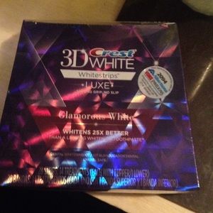 Teeth whitening strips