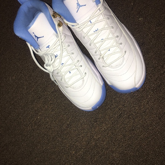 Jordan's size 5Y brand new! - Picture 3 of 4