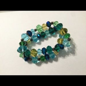 Shades of green beaded bracelet.
