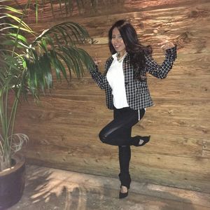 Meet your Posher, Jennelle