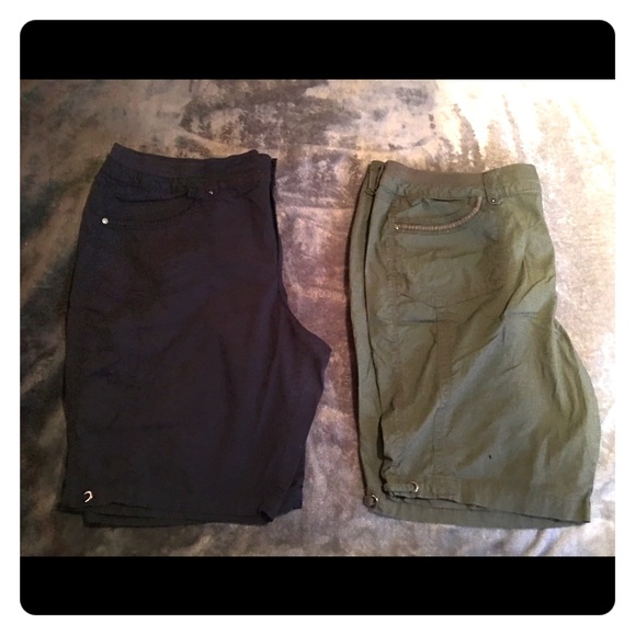 2 pair of plus size Bermuda shorts - Picture 1 of 4
