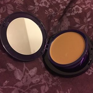 Trance- Cream to Powder Foundation