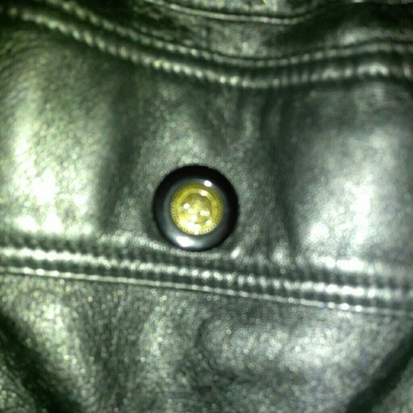 Leather jacket - Picture 2 of 4