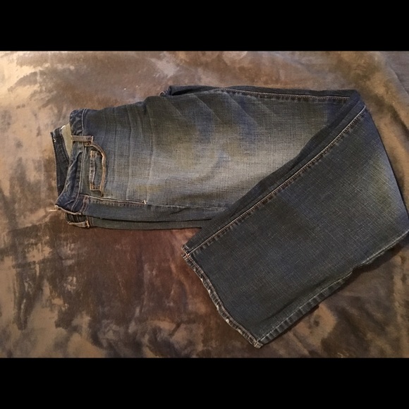 American eagle skinny kick jeans