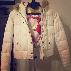 Hollister white puff jacket with hood