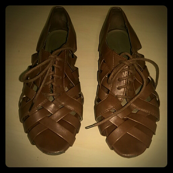 woven basket weave sandals