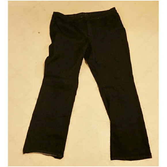 Jennifer Lopez Size 18W Bootcut Black Jeans