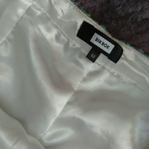 Shorts - Picture 2 of 2