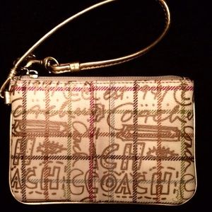 xxxSOLDxxx  Coach Gold/White Graffiti Wristlet