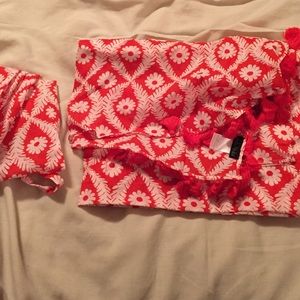 Brand new Stella & Dot tassel scarf