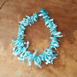 Iridescent shell statement neklace