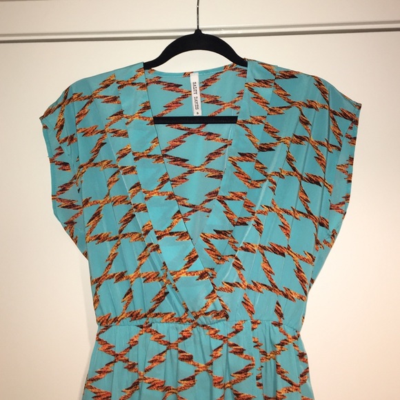 Teal V-neck Dress. New with tags - Picture 2 of 4