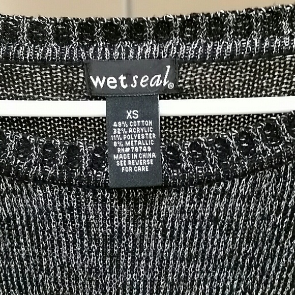 Sweater - Picture 2 of 2