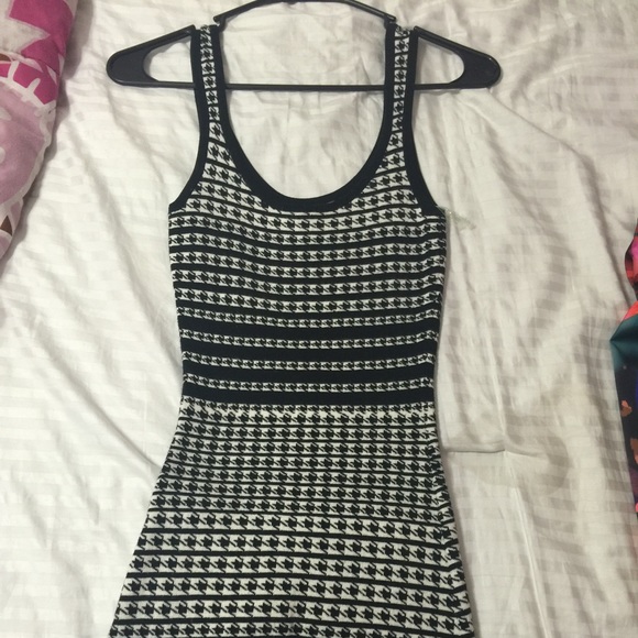 Guess by Marciano