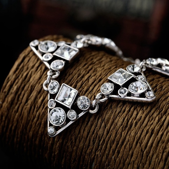 💄🆕 Geometric Pendant Necklace - Picture 3 of 3