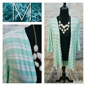 LuLaRoe Lindsay Kimono