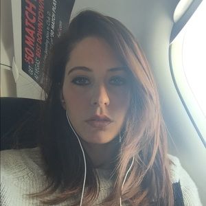 Meet your Posher, Carly