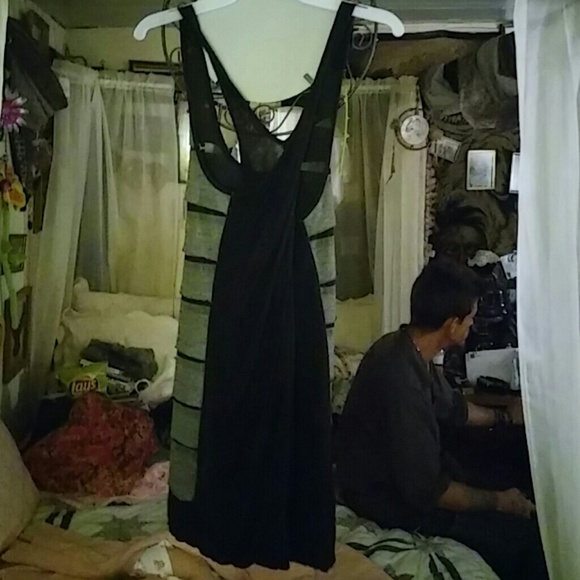 Dress - Picture 2 of 2