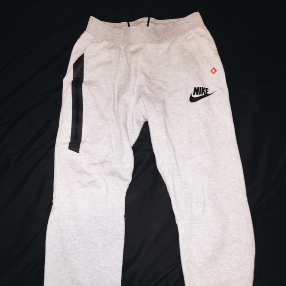 Gray Nike Capris