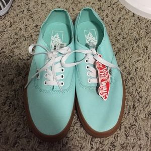 Brand New Cams with tan bottoms