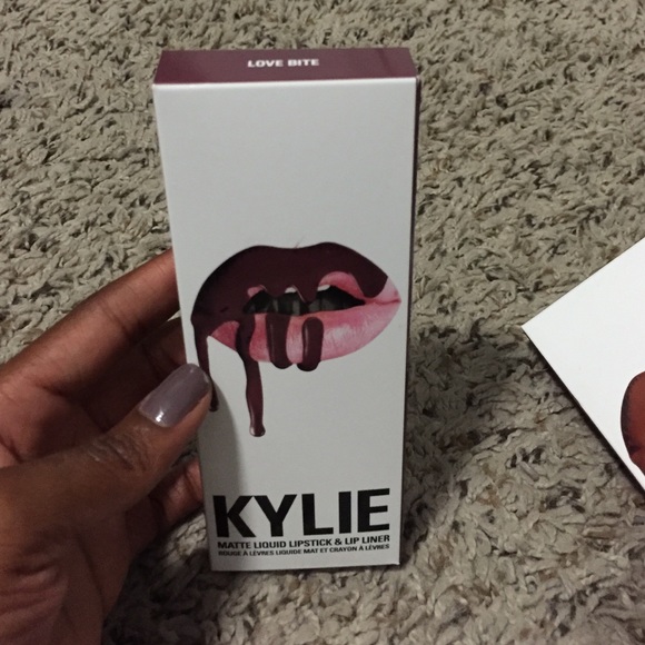 Brand New Kylie Jenner Matte Lipstick kit