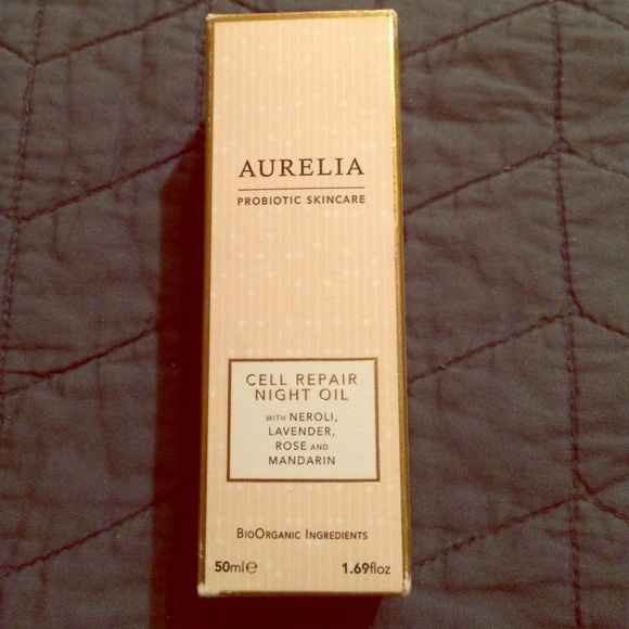 Aurelia probiotic skincare cell repair night oil