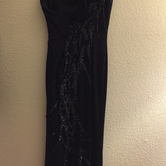 Jovani Black Evening Gown - Picture 3 of 8