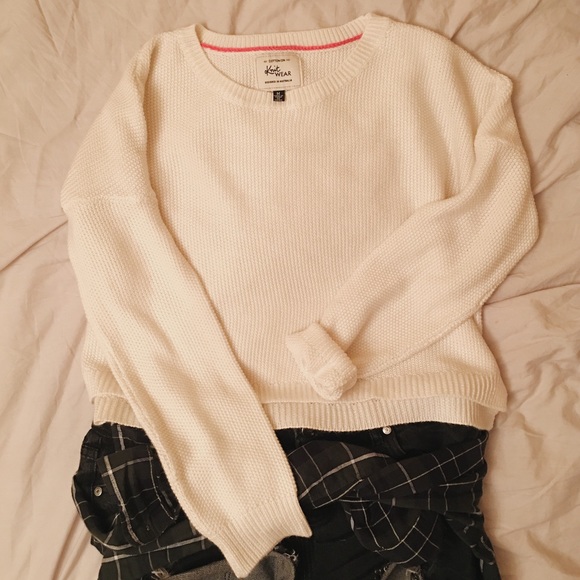 Cropped sweater
