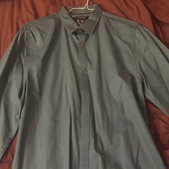 Structure. Slim fit dress shirt.