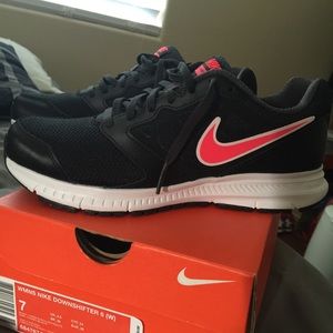 Brand New Nike Women's Downshifter 6 Shoes