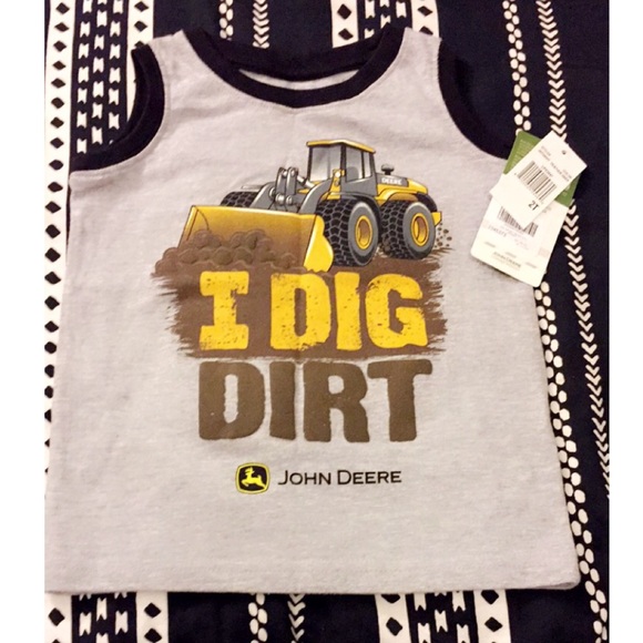 Boys 2T Shirt