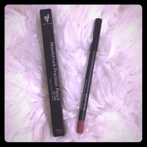 NIB Pouty Younique Lip Liner